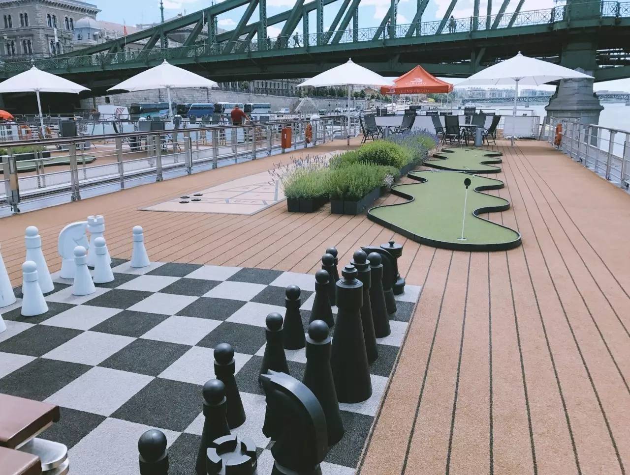 生活在妙不可言的等待中,我生活在妙不可言的等待中