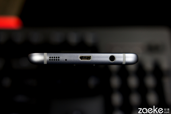 三星s7edge曜岩黑还是星钻黑好看,三星s7edge银色实拍图