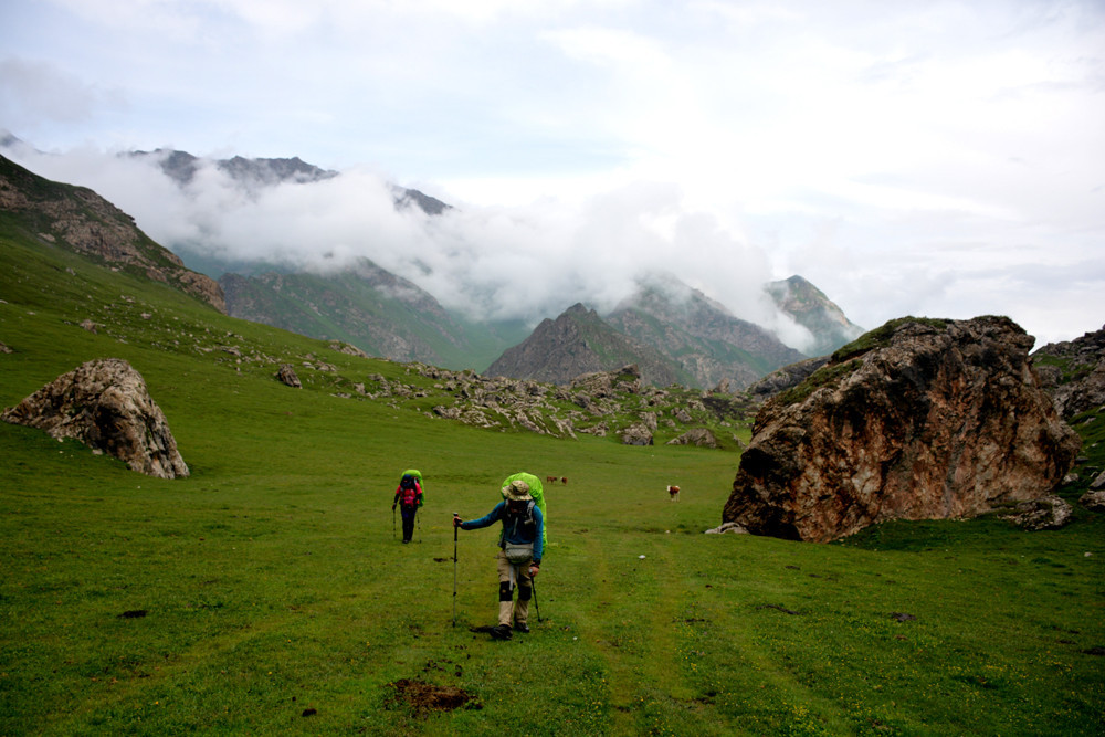 行者无疆-6月乌孙，漂洋过海为圣湖，翻山越岭因初心