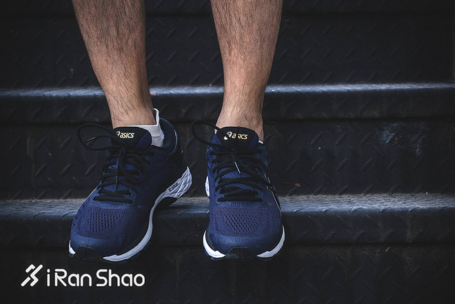 asics亚瑟士gel-cumulus24评测,asics稳定支撑顶级跑鞋
