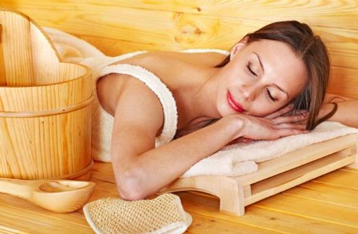 中暑可以去蒸桑拿吗,中暑可以汗蒸吗