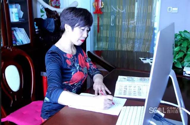 镜界丨成都探戈第一人，37岁起舞人生！