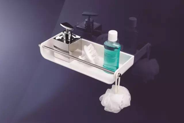 想要选购到优质的卫浴产品,淋浴房用什么配件好