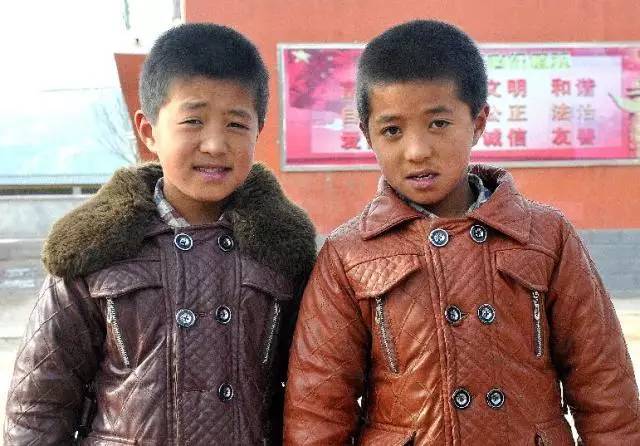 新奇特稀奇!宁夏这所小学竟有10对双胞胎,老师分不清连父母也混淆