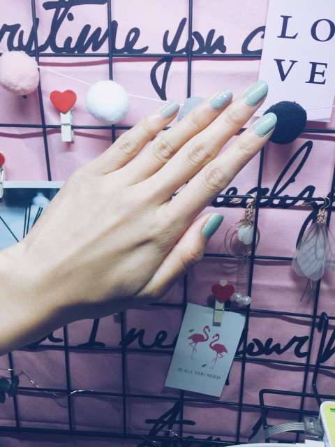 十种指甲油颜色,10种颜色的指甲油是什么