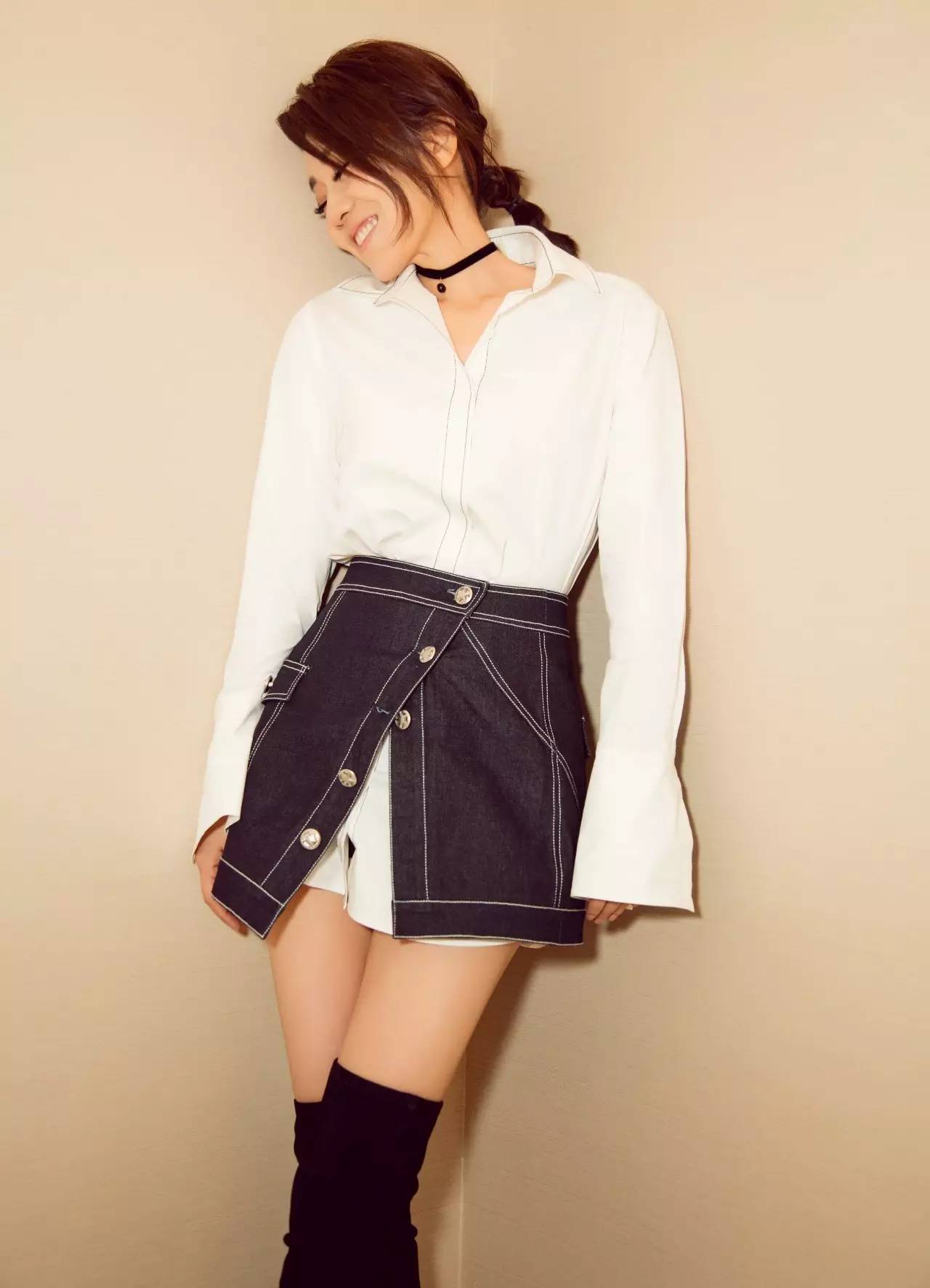 衬衣裙百搭又有高级感,衬衫裙这样穿可以很帅也可以很美