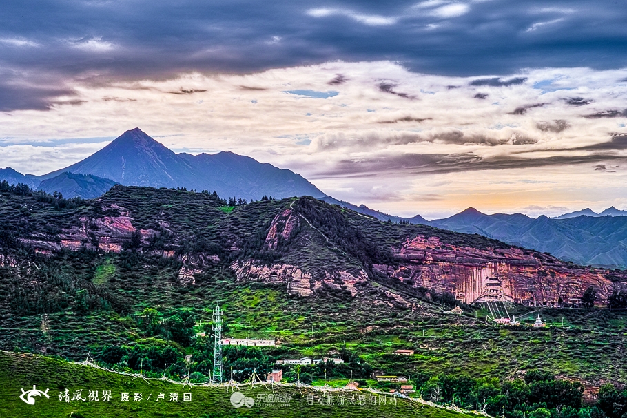 在马蹄寺三十三天点燃一盏心灯