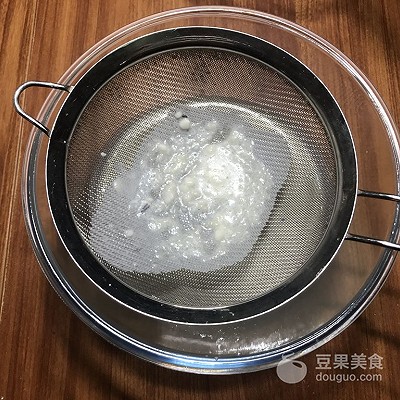 冰皮月饼的做法作文,冰皮月饼的做法用西米好吃吗