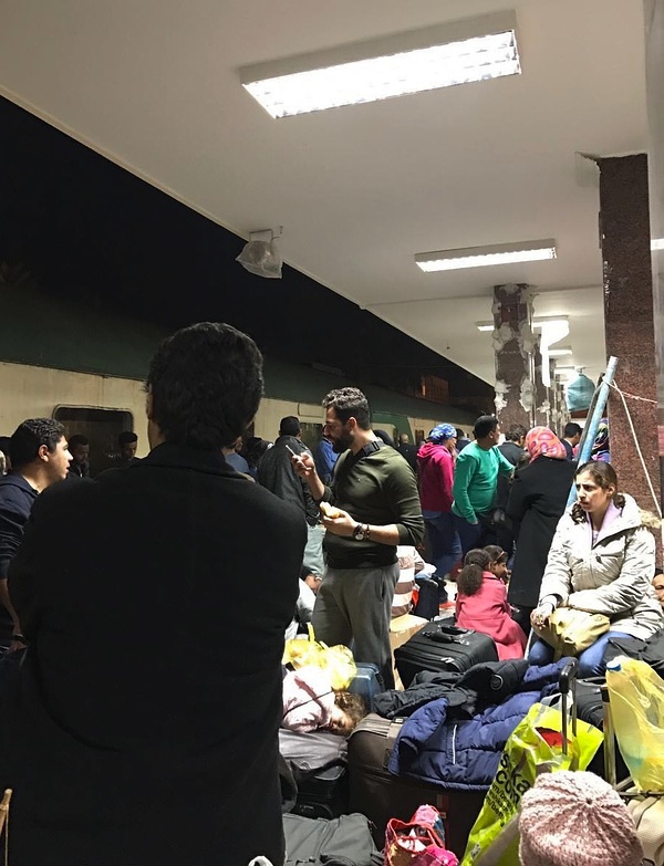 豆瓣日记:滞留阿斯旺火车站的长夜