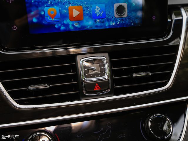 宝骏5602015手动舒适型驾驶体验,宝骏560驾驶功能键视频讲解