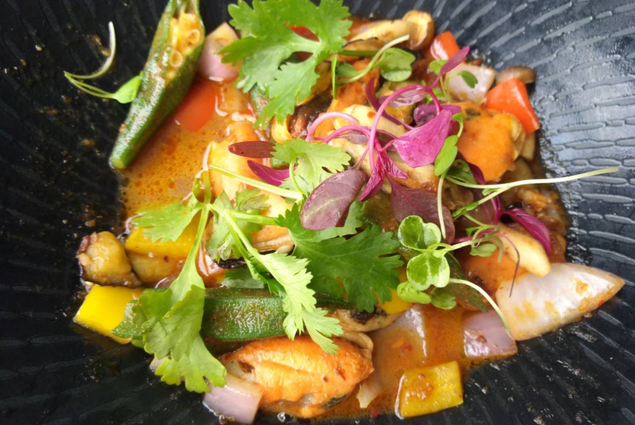 情人节送巧克力应该送什么样的,情人节送花和巧克力代表什么含义