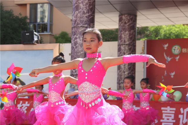 邀请函丨包头市科技少年宫万达校区分部秋季招生现已全面启动,公益试听课邀您畅游艺术的海洋!