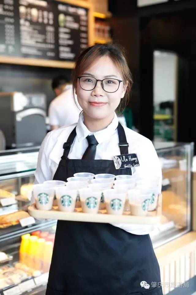 肇庆骑楼街的糖水店,肇庆端州菠萝糖水