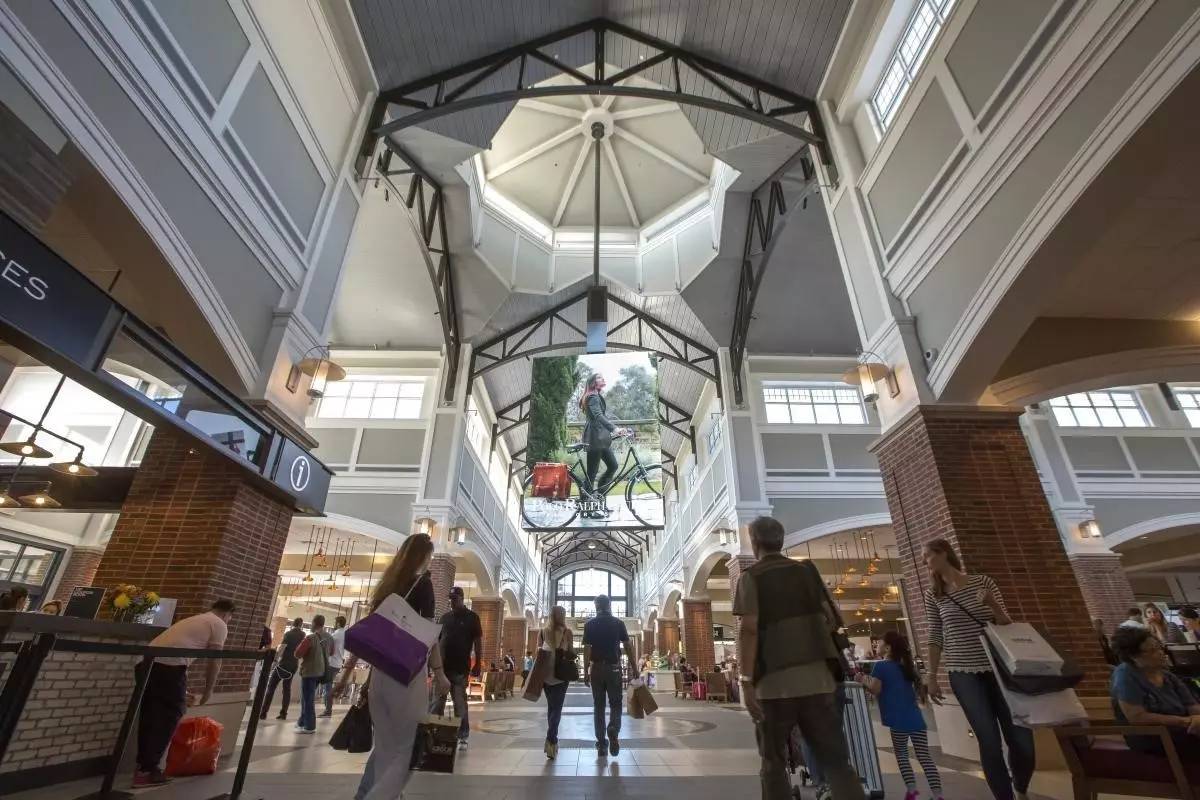 逛美国购物中心,美国购物中心漫步