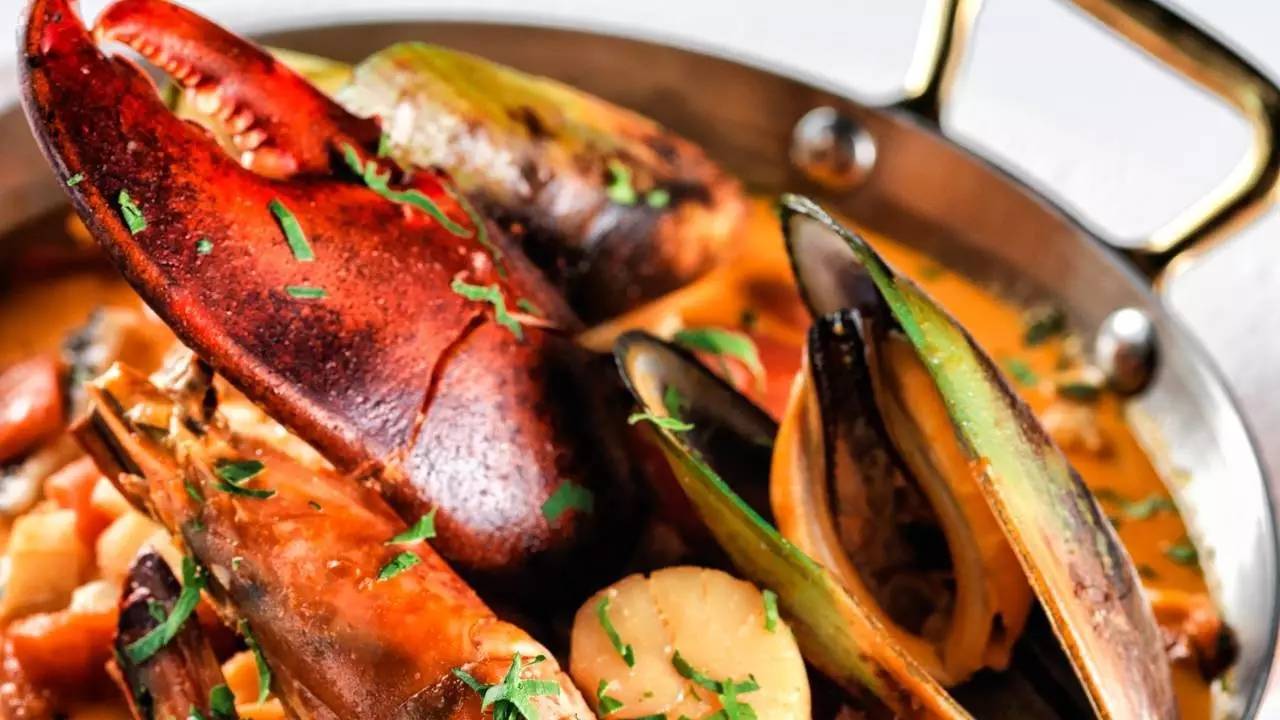 情人节送巧克力应该送什么样的,情人节送花和巧克力代表什么含义