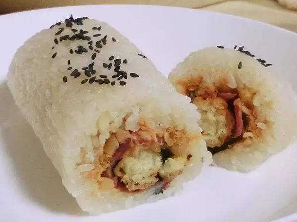 剩米饭怎么做好吃简单又有营养,剩米饭除了蛋炒饭还怎么做好吃