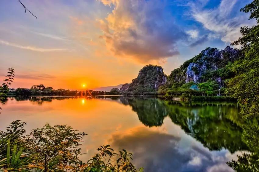 肇庆旅游高铁攻略路线推荐,肇庆旅游高铁攻略路线