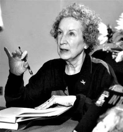 玛格丽特阿特伍德的故事,玛格丽特阿特伍德的事迹