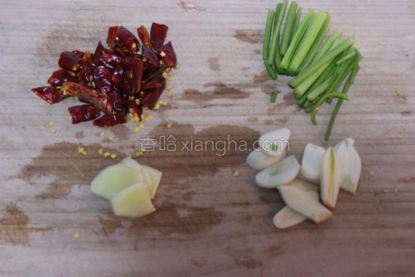 干煸蚕蛹香辣酥,干煸蚕蛹的正确方法