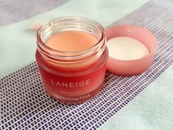 兰芝唇膜怎么用才不会烂嘴,一年四季都得用的兰芝唇膜