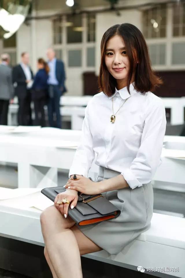 拯救大长脸的短发型,如何练出v字脸型