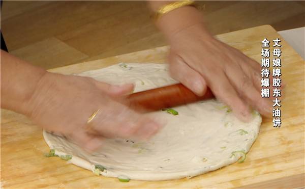 何岩的对象是谁,何岩什么时间结婚