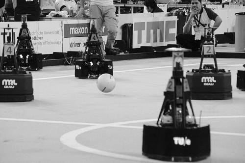 中国足球赢荷兰,中国足球赢韩国法国德国