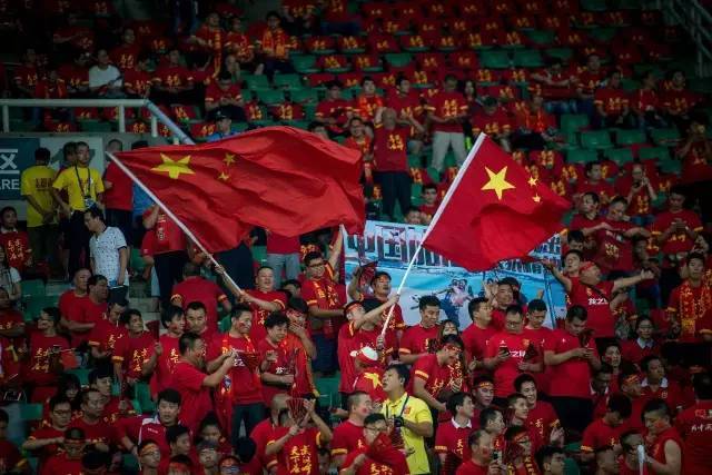 武汉呼天下,武汉国足跟谁踢赢了