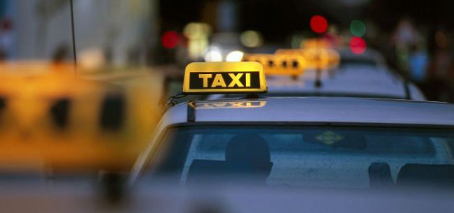 发布新LogoiZU冲击行业第二滴滴“跌倒”首汽租车吃饱？