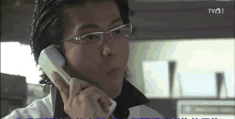 挖鼻孔的男生,挖鼻孔的男人