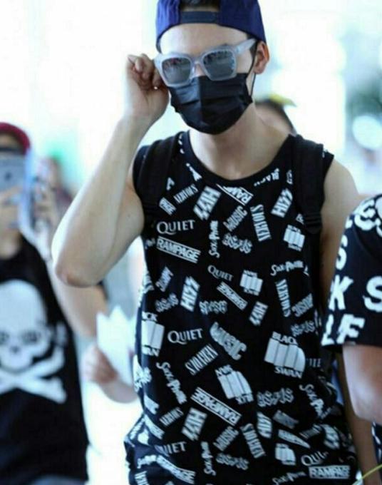 躲镜头挑战综艺,躲镜头女明星