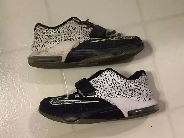 鞋子也可以用神仙水防晒霜,还可以做“脚膜”?