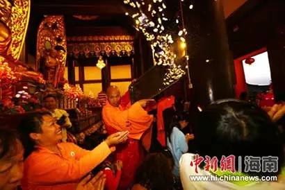 江西庐山发现的佛光,庐山神奇佛光