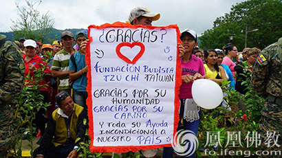 少林武僧释延觉雪地展现中国功夫,释延觉自称少林寺第一护法武僧
