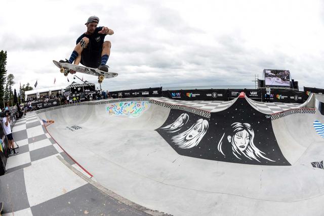 滑板职业比赛大跳台五圈,职业公园滑板巡回赛