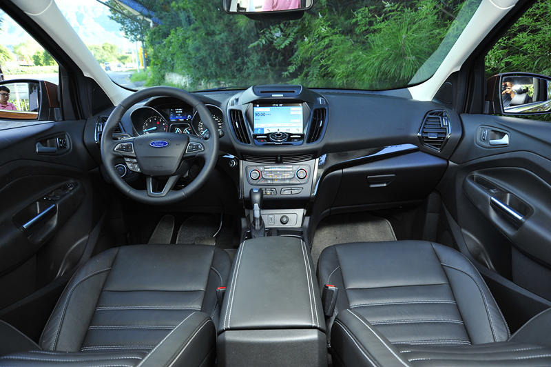 科雷傲和探界者,科雷傲和探界者哪个好点