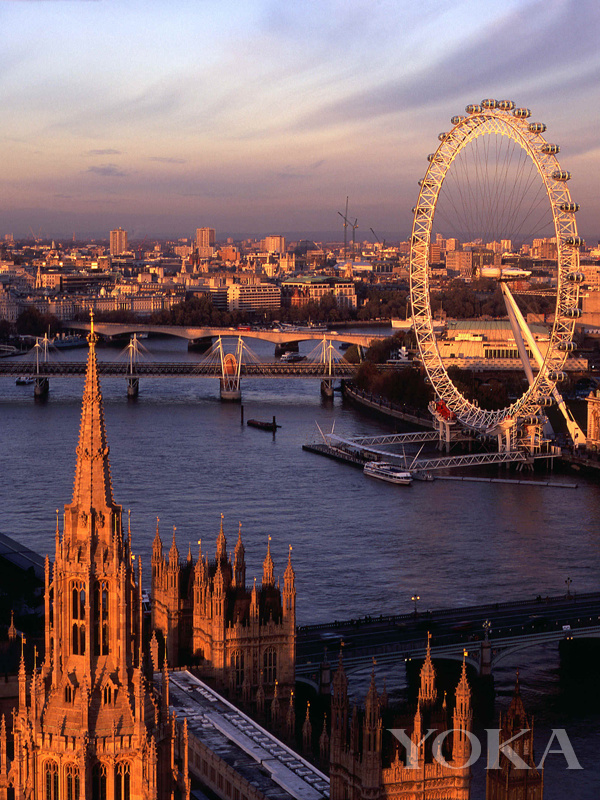 时装周购物攻略,时装周必买的10款单品