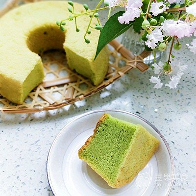 新加坡斑斓椰香戚风蛋糕,嫩江千层榴莲蛋糕