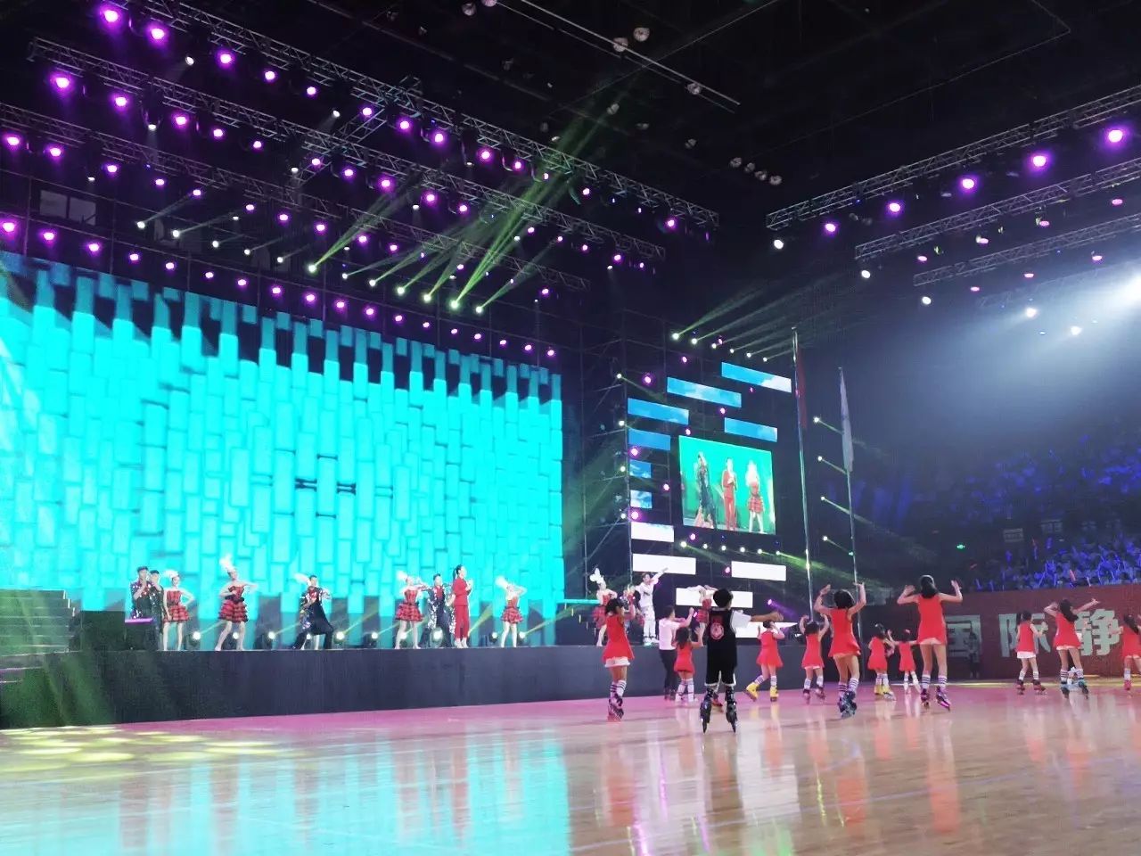 新静安体育中心首秀！直击静安区第一届运动会最燃开幕式（附中心各场馆营业时间及价格）