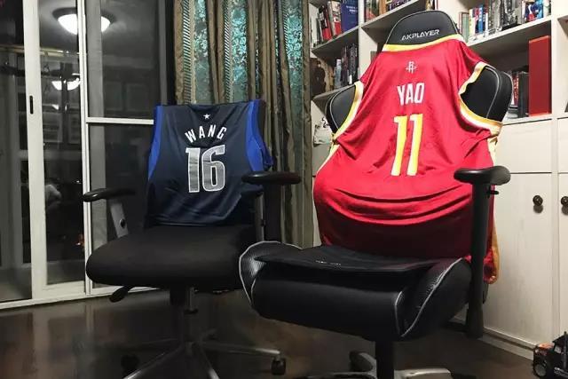 杨毅渐变色衬衫,杨毅穿太阳球衣