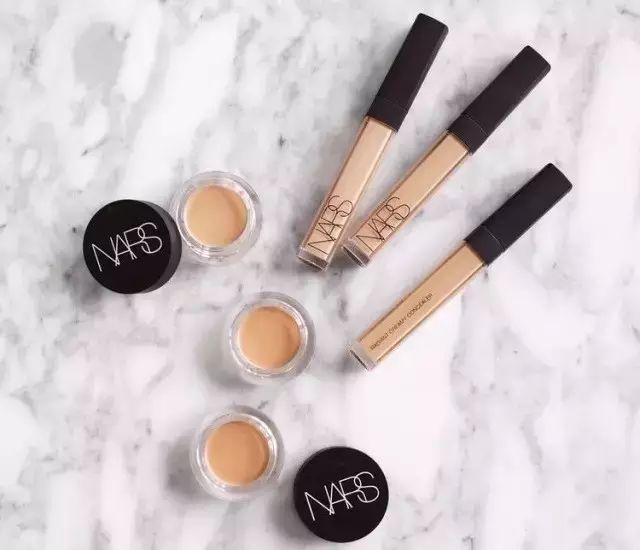 “老司机”NARS开车进北京｜登陆SKP再留情！腮红口红“污”到没眼看，底妆系列也玩“假正经”？