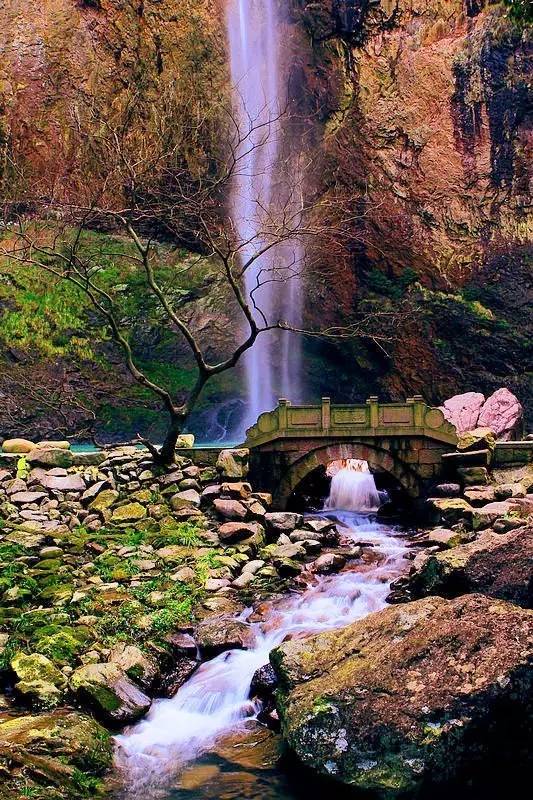 它是离欧洲“最近”的中国县城，私藏无限风光和诱人美食！杭州人高铁直达~