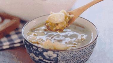 早晨起床会感到咽干舌燥?你可能缺了点它→