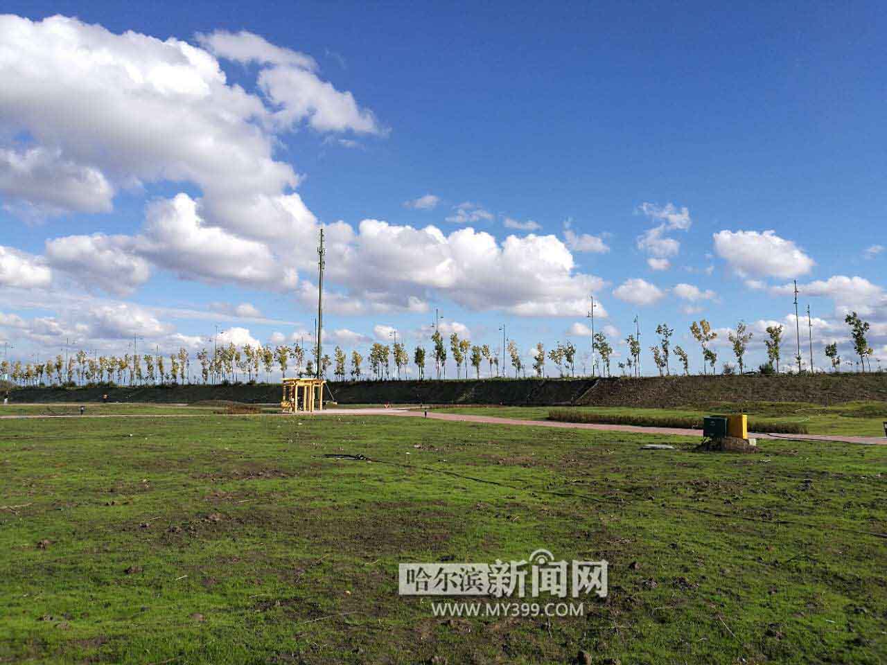 「好事」松北区又一处市民休闲广场近日建成投用｜位于学海街与滨水大道占地约8一10个足球场