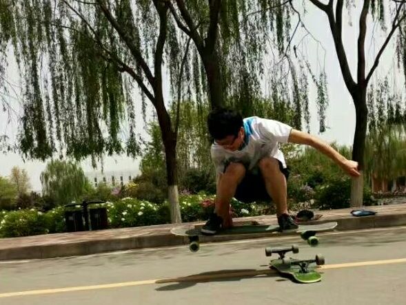 百团纳新宣传视频,百团纳新采访视频