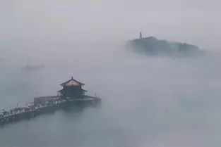 在青岛，没人能够战胜天气