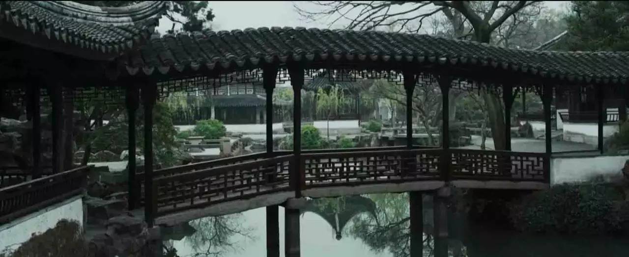 拙政园的山水诉说千年的梦想,拙政园亭台楼阁轩榭廊舫图片