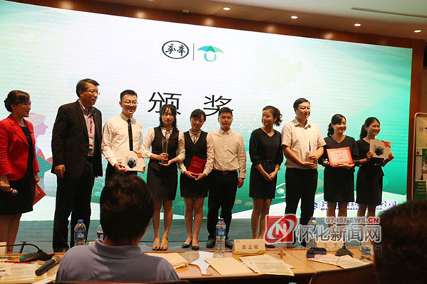 唇枪舌剑与唇枪舌战,唇枪舌战尽显风采辩论赛