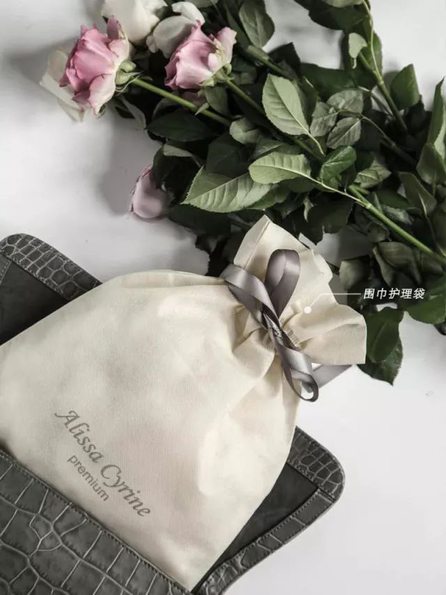 acne围巾的搭配,acne围巾哪个颜色好看