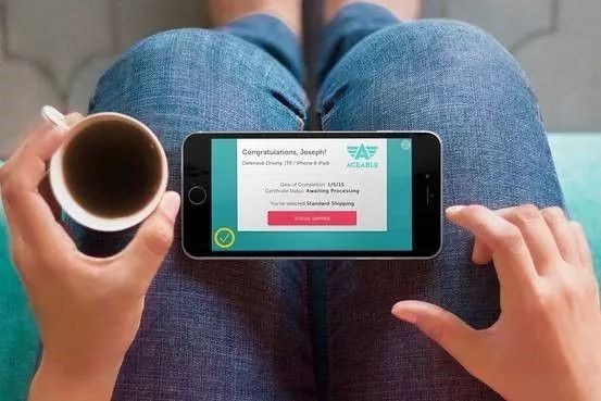 小桔妹播报|传成立4个月的无人便利店「猩便利」拿到红杉资本领投的超1亿美金融资;共享洗车获投数千万